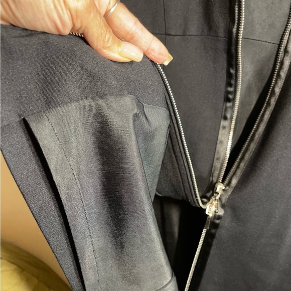 Kenneth Cole Reaction Zip Front Dress. Size 12. Black. Full length zipper. EUC - Picture 7 of 7